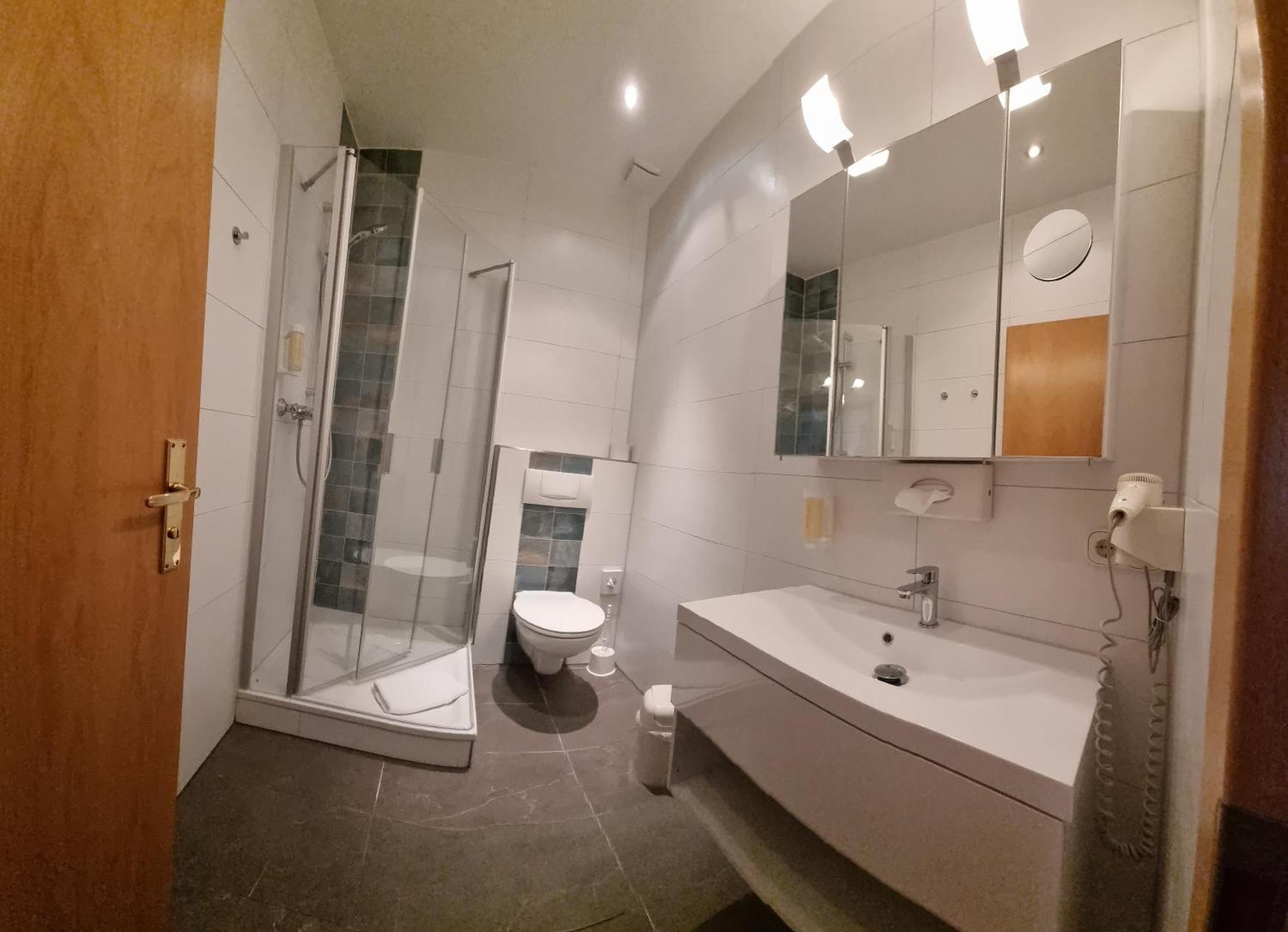 Kraeuterhotel & Restaurant Heidejaeger Mulmshorn Eksteriør billede