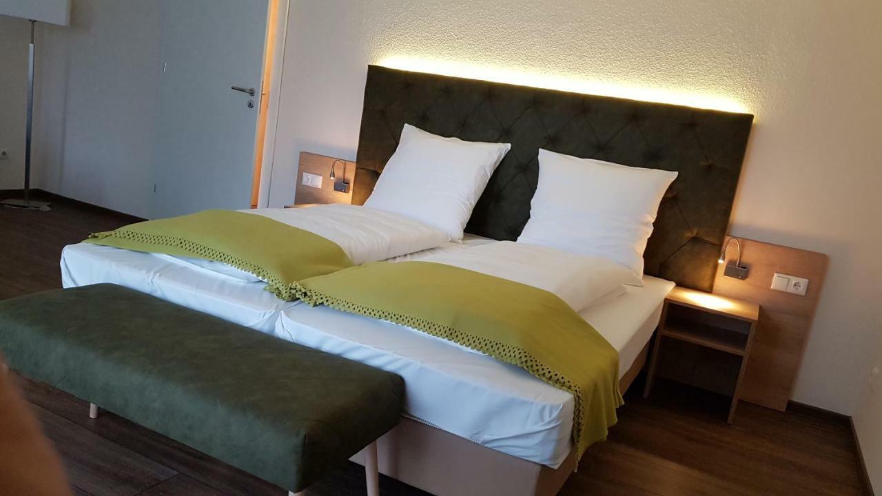 Kraeuterhotel & Restaurant Heidejaeger Mulmshorn Eksteriør billede